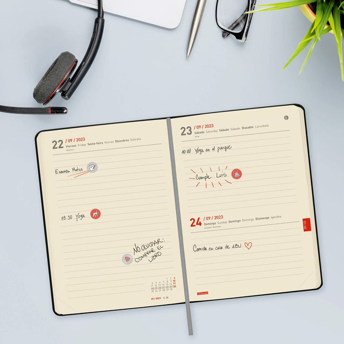 Agendă Finocam Natural Croma Şcoală 2023-2024 Negru 11,8 x 16,8 cm