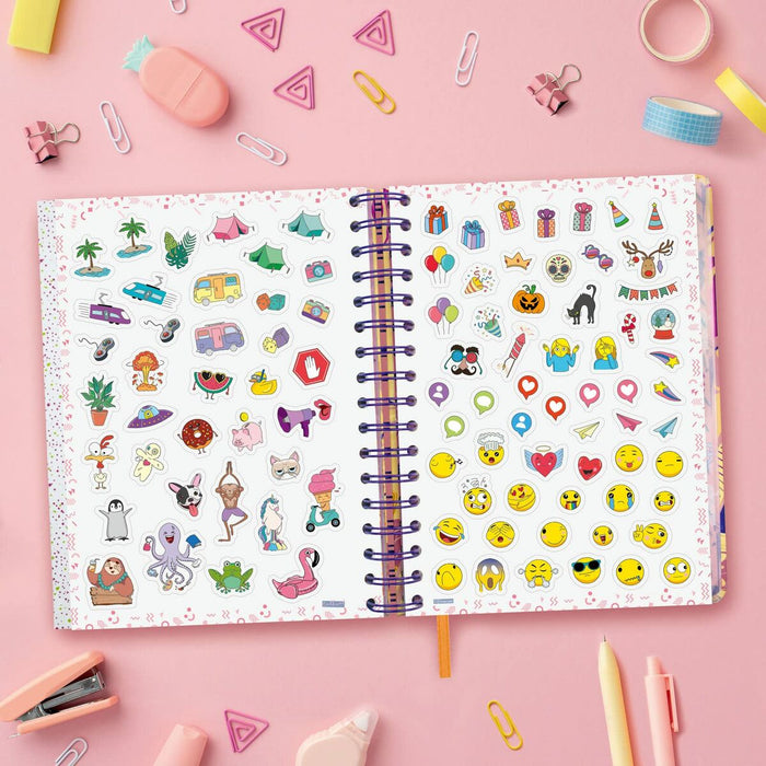 Agendă Finocam Talkual Vitamina Şcoală 2023-2024 Multicolor Sfert 15,5 x 21,7 cm