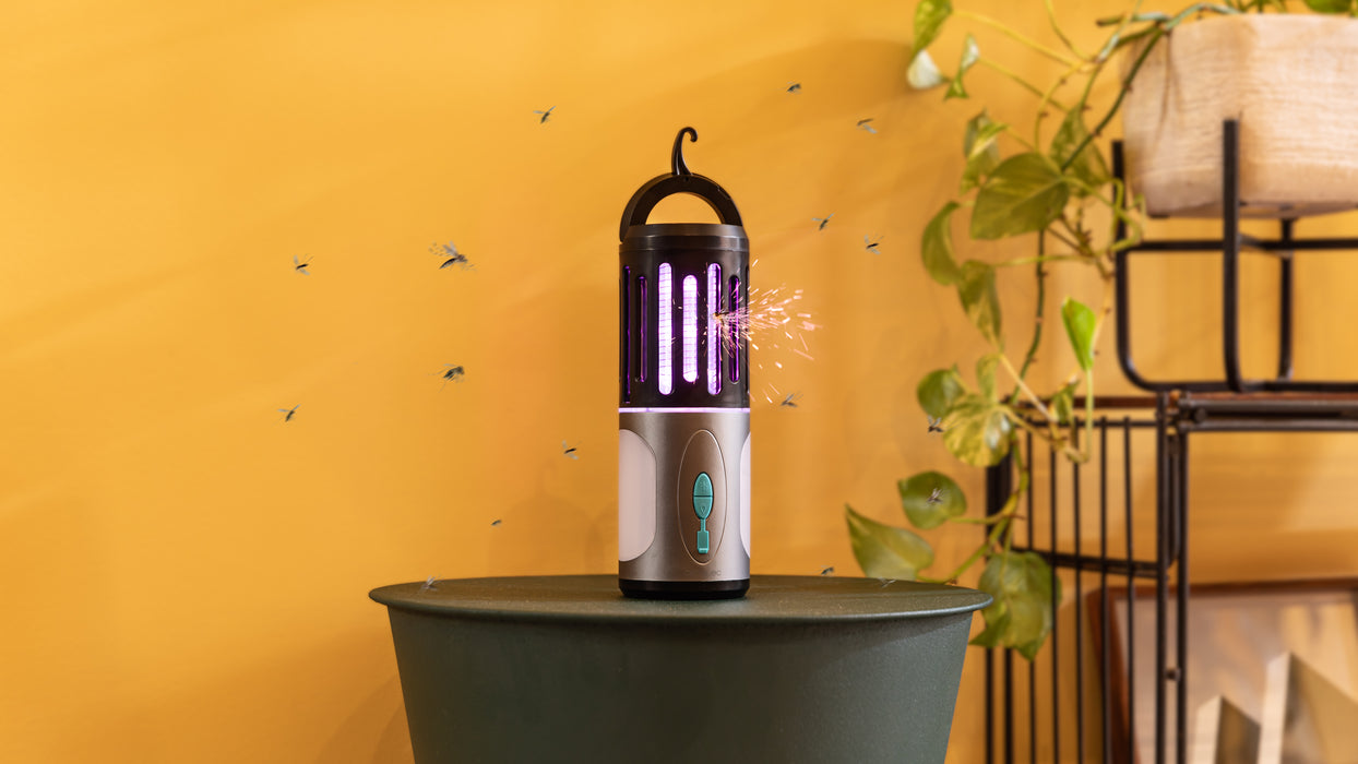 Lampă anti-țânțari Cecotec ByeFly 3000 Go, 5 W, baterie 1800 mAh, protecție IPX4