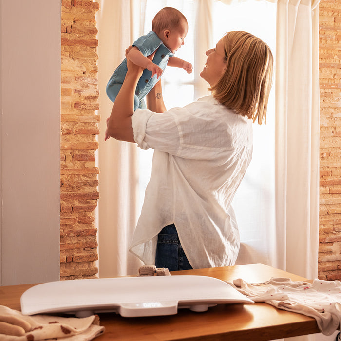 Cântar pentru bebeluși Cecotec Nana BabyCare SmartWeight, 50 g–40 kg, suprafață 60 × 25 cm, ruletă până la 60 cm