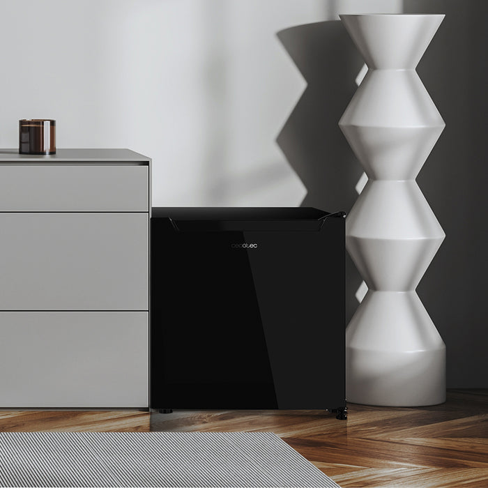 Mini frigider convertibil în congelator Cecotec Bolero CoolMarket TT 31 Dual Black E, 31 l, clasa E, negru