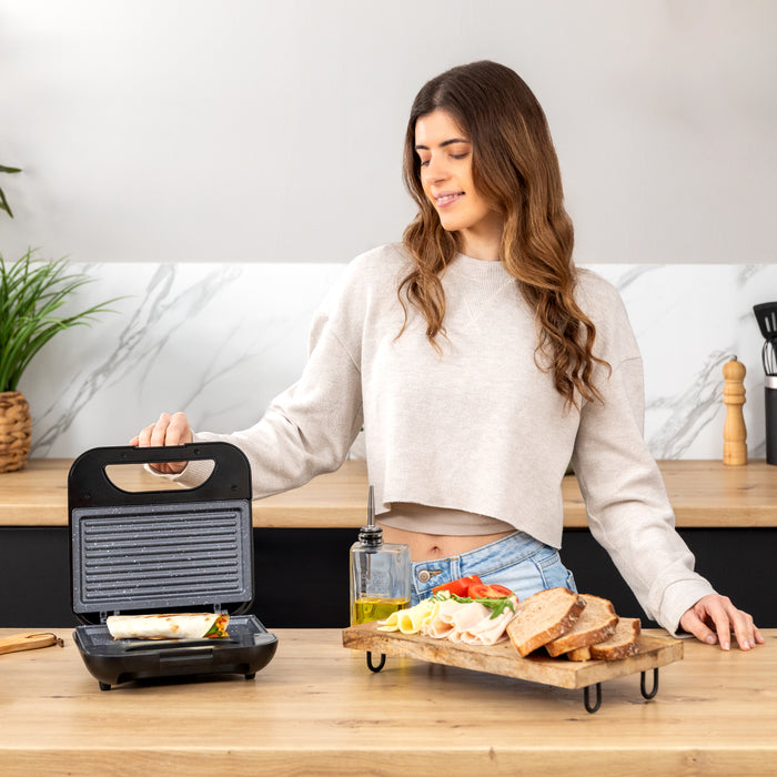 Aparat pentru sandvișuri Cecotec Rock’nToast Grill +, 800 W, 2 sandvișuri, finisaj inox