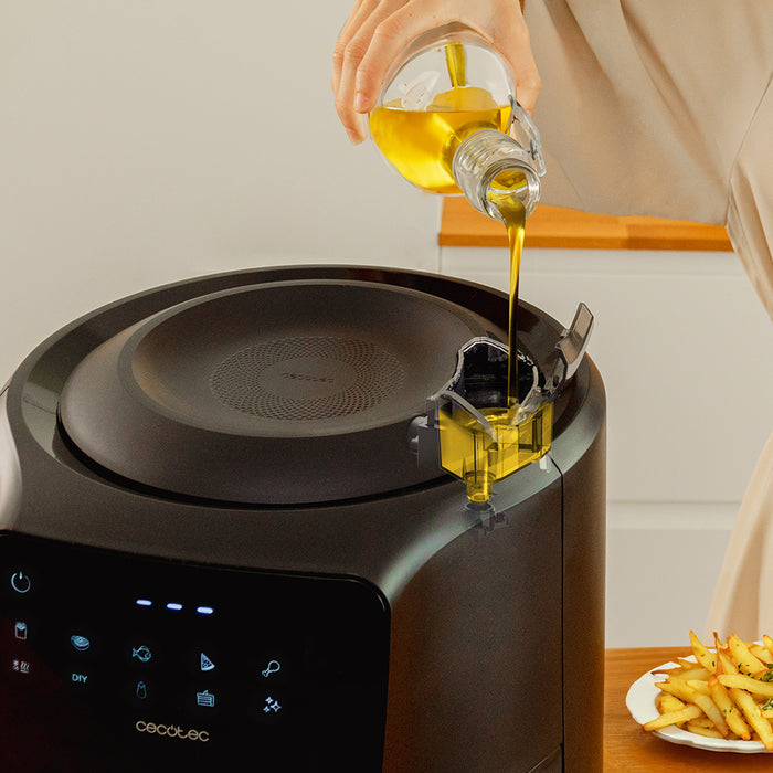 Friteuză cu aer cald Cecotec CecoFry Rain, 5,5 l, 1550 W, 8 meniuri, neagră