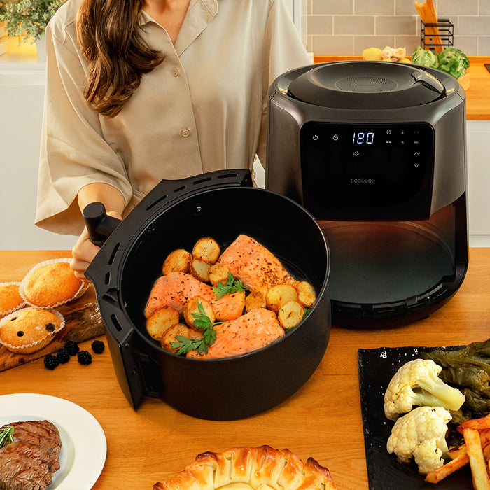 Friteuză cu aer cald Cecotec CecoFry Rain, 5,5 l, 1550 W, 8 meniuri, neagră