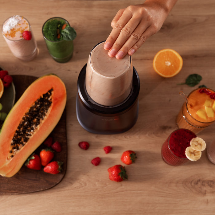 Blender individual Cecotec Nutriblender Fusion, 1000 W, 6 lame, recipiente de 900 și 500 ml, negru