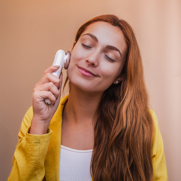 Aparat de masaj facial cu fototerapie Cecotec FaceCare LightSonic, 3 moduri, 5 trepte EMS, 60 min autonomie