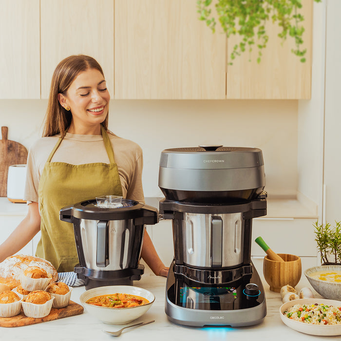 Robot de bucătărie multifuncțional Cecotec Mambo CooKing Total Gourmet, 4,5 l, 2100 W, 37 funcții, negru