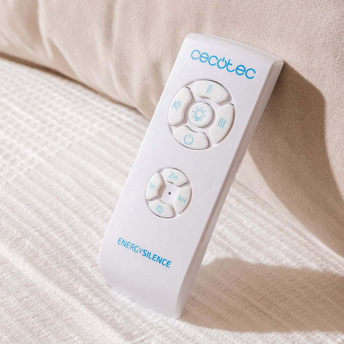 Ventilator de tavan cu iluminare Cecotec EnergySilence Aero 495, 55 W, diametru 106 cm, 3 trepte, telecomandă
