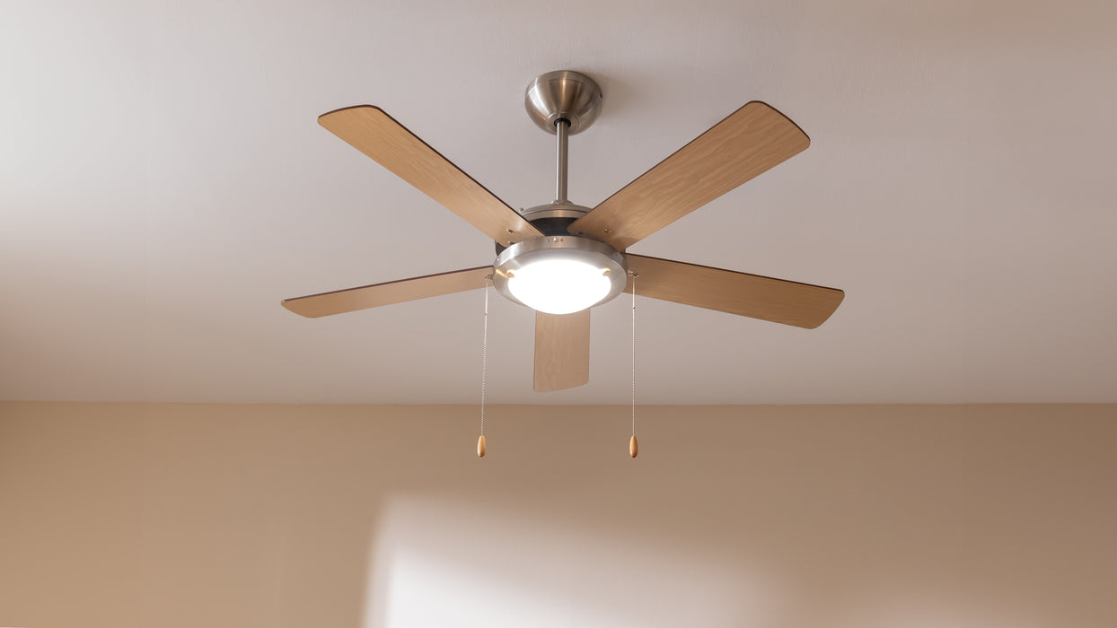 Ventilator de tavan Cecotec EnergySilence Aero 540, 62 W, diametru 132 cm, 3 viteze