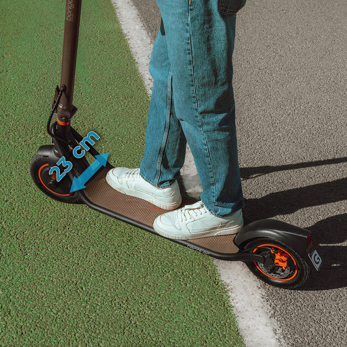 Trotinetă electrică Cecotec Bongo G40 XXL Connected, 700 W, autonomie 40 km, roți de 10 in