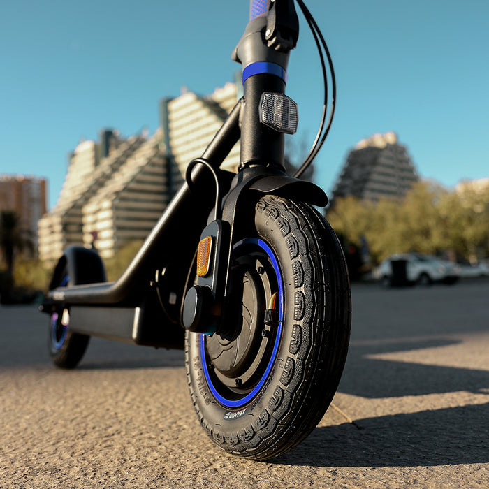 Trotinetă electrică Cecotec Bongo D20 XL Connected, 630 W, autonomie 20 km, roți de 10 in