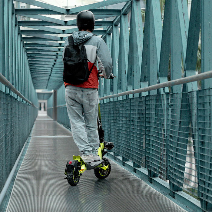 Trotinetă electrică Cecotec Bongo V55 2x2 Connected, 1600 W, autonomie până la 55 km, baterie 48 V 12,5 Ah