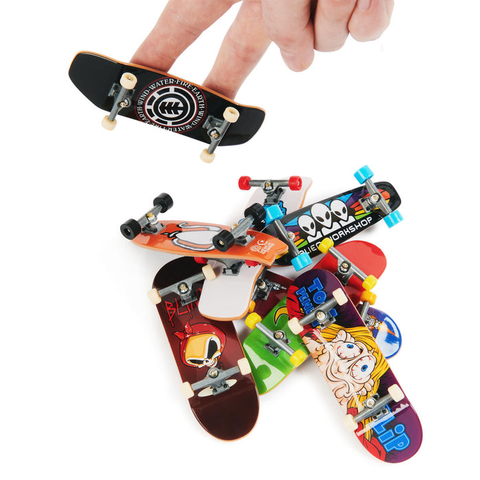 Skateboard jucărie pentru degete Spin Master 6067138 8 Piese