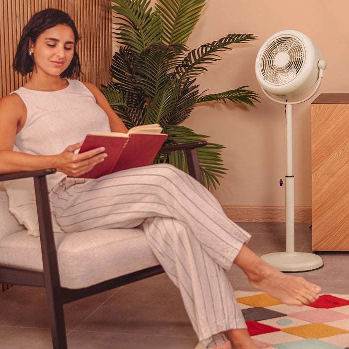 Ventilator cu picior Cecotec EnergySilence 250 ClassicStyle Beige, 25 W, 26 cm, 2 trepte, bej