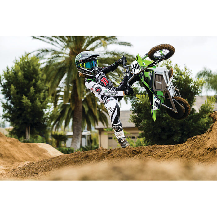 Scooter electric pentru copii Razor Dirt Rocket SX350 McGrath Alb Negru Verde Gri