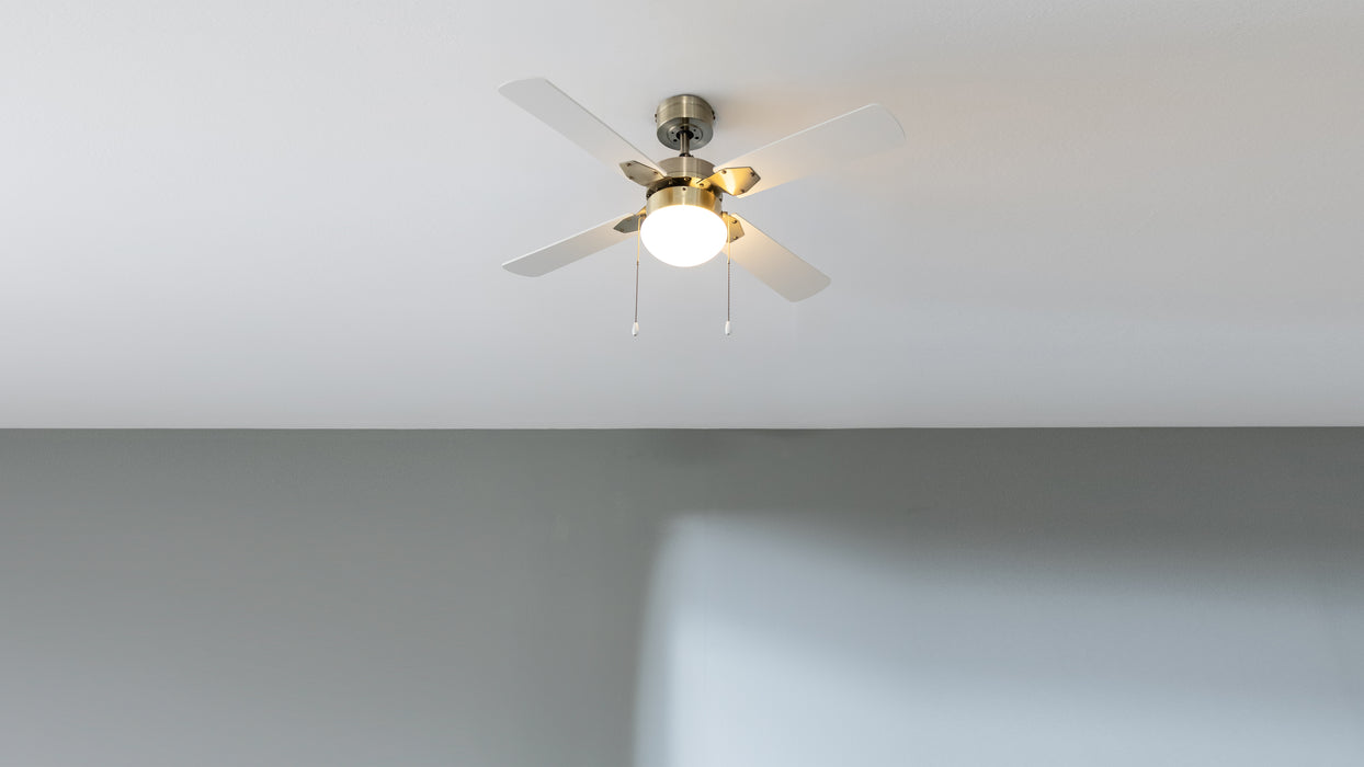 Ventilator de tavan cu lampă Cecotec EnergySilence Aero 450 GoldWhite, 50 W, diametru 107 cm, 3 viteze