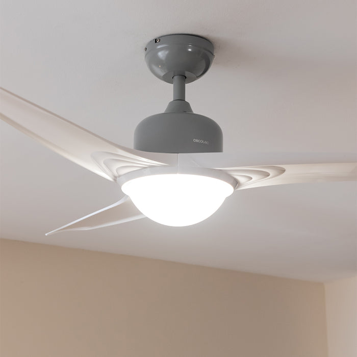 Ventilator de tavan cu lumină LED Cecotec EnergySilence Aero 560 IronWhite, 60 W, diametru 132 cm, 3 trepte, alb