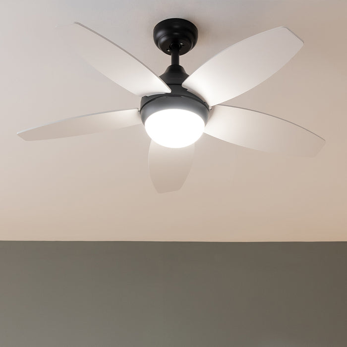Ventilator de tavan cu iluminare Cecotec EnergySilence Aero 4200 Black&LightWood, 53 W, diametru 106 cm, 3 viteze