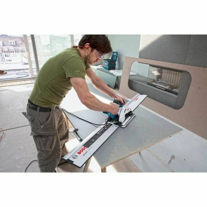 Fierăstrău circular BOSCH Professional GKS 55+G 1200 W