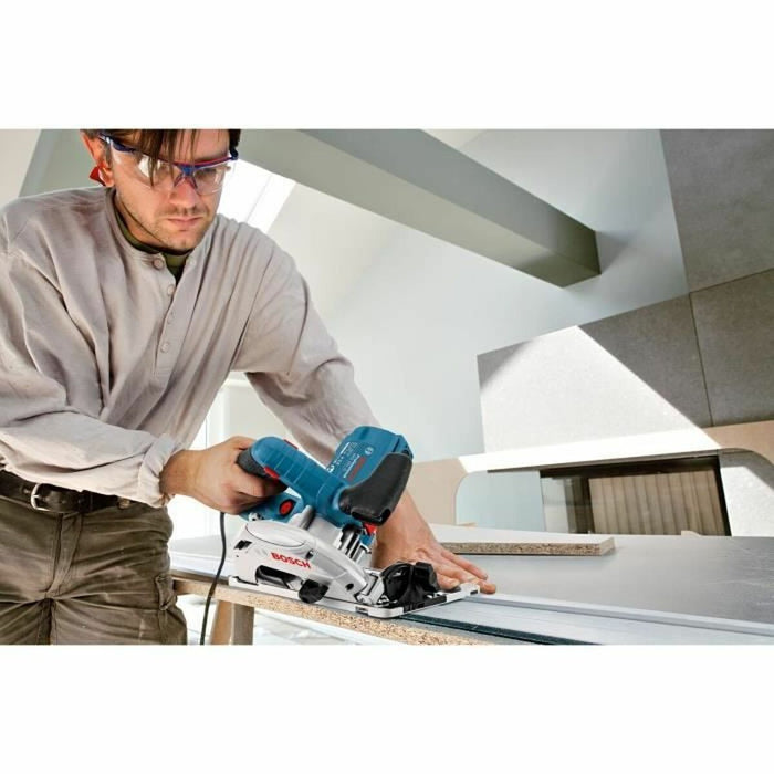 Fierăstrău circular BOSCH Professional GKS 55+G 1200 W