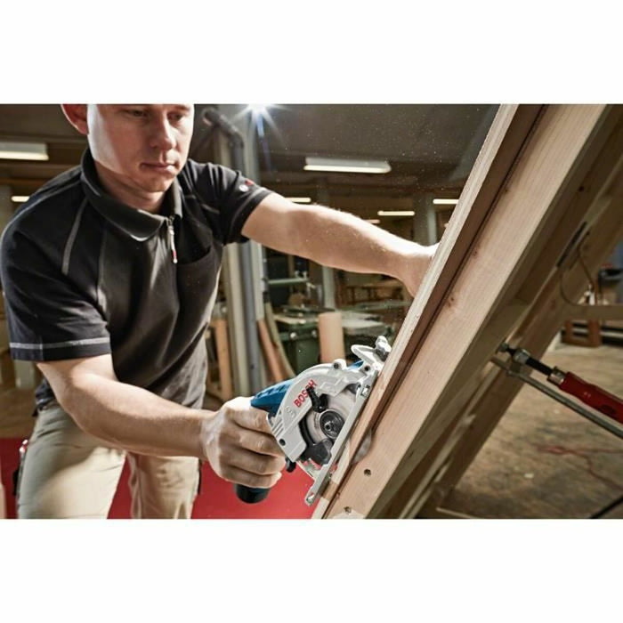 Fierăstrău circular BOSCH GKS 3 Ah 12 V 12-26 V