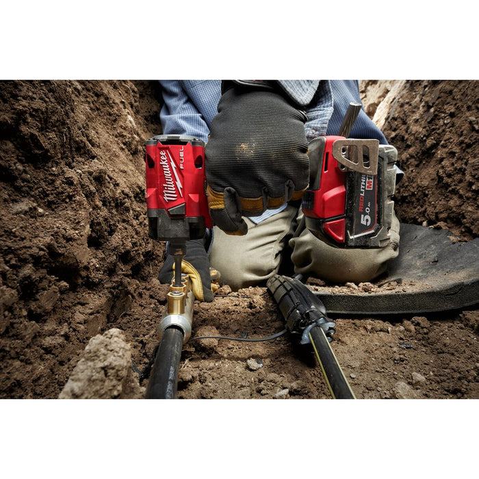Cheie de impact Milwaukee M18FIW2F38-0X 18 V 339 Nm 34 Nm