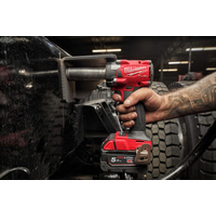 Cheie de impact Milwaukee M18FIW2F38-0X 18 V 339 Nm 34 Nm