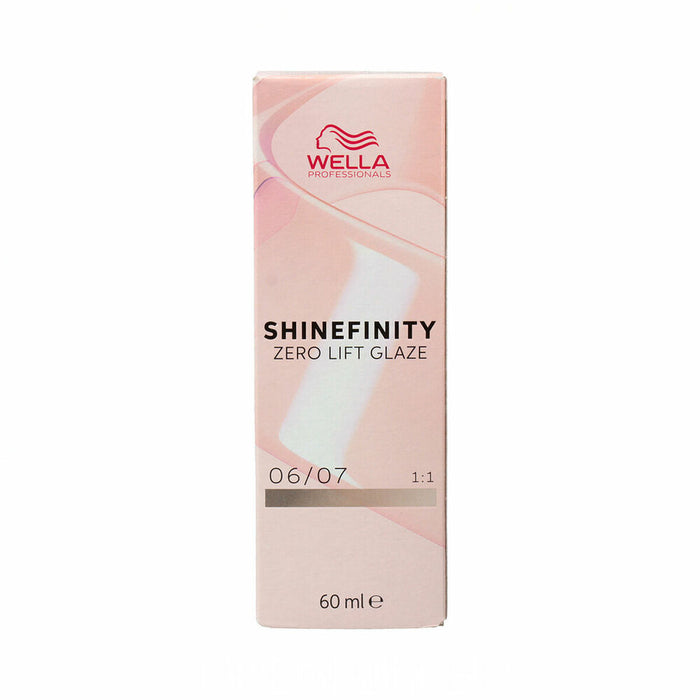 Colorare Permanentă Wella Shinefinity Nº 06/07 (60 ml)