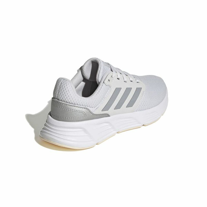Încălțăminte de Running pentru Adulți Adidas Galaxy 6 Femeie Alb
