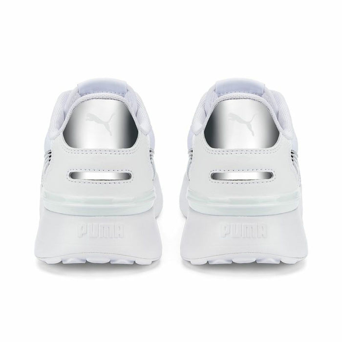 Pantofi sport pentru femei Puma R78 Voyage Distressed  Alb