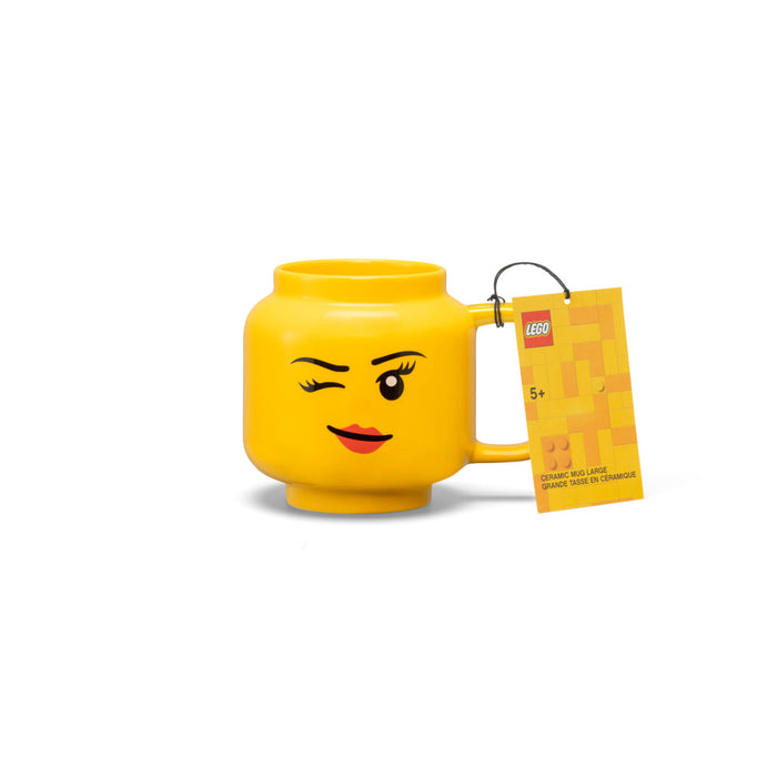 Cană LEGO, cap de minifigurină cu față de fată care clipește, 530 ml