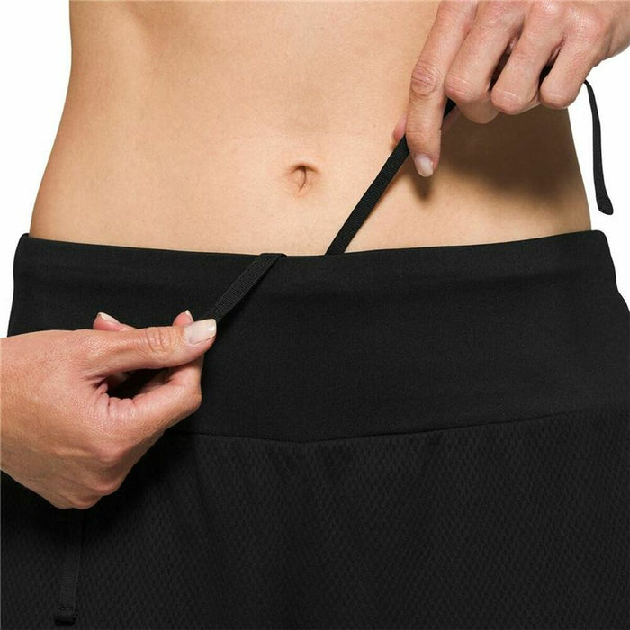 Pantaloni Scurți Sport pentru Damă Asics Ventilate 2-N-1 Negru