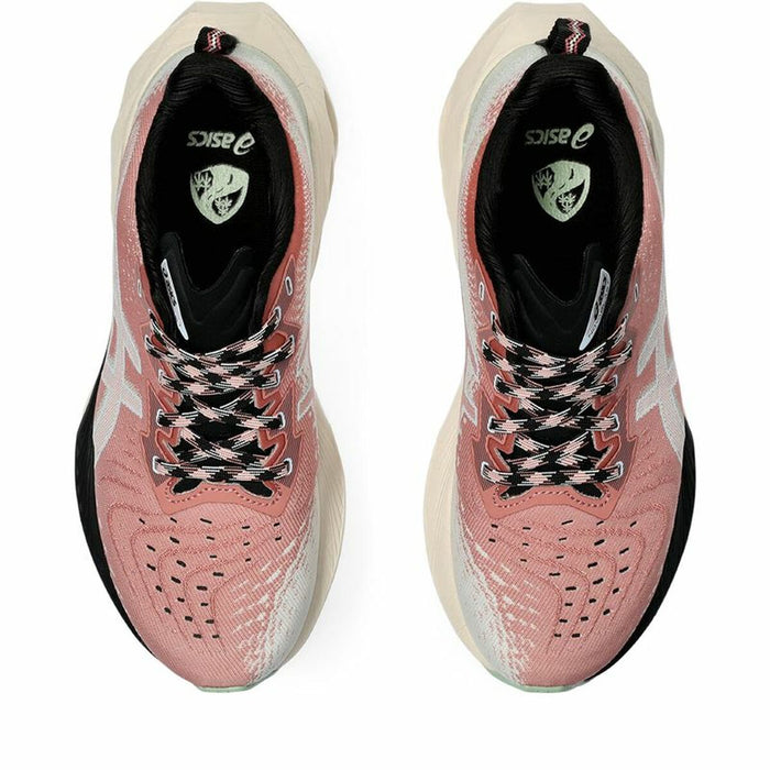 Pantofi sport pentru femei Asics Novablast 4 Tr Somon