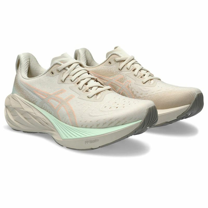 Pantofi sport pentru femei Asics Novablast 4 Alb