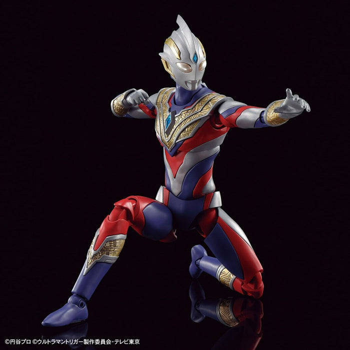 Figură Decorativă Bandai Ultraman - Standard Ultraman Trigger 12,5 cm Carton