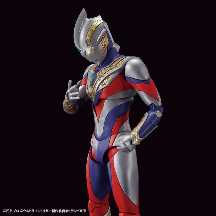 Figură Decorativă Bandai Ultraman - Standard Ultraman Trigger 12,5 cm Carton