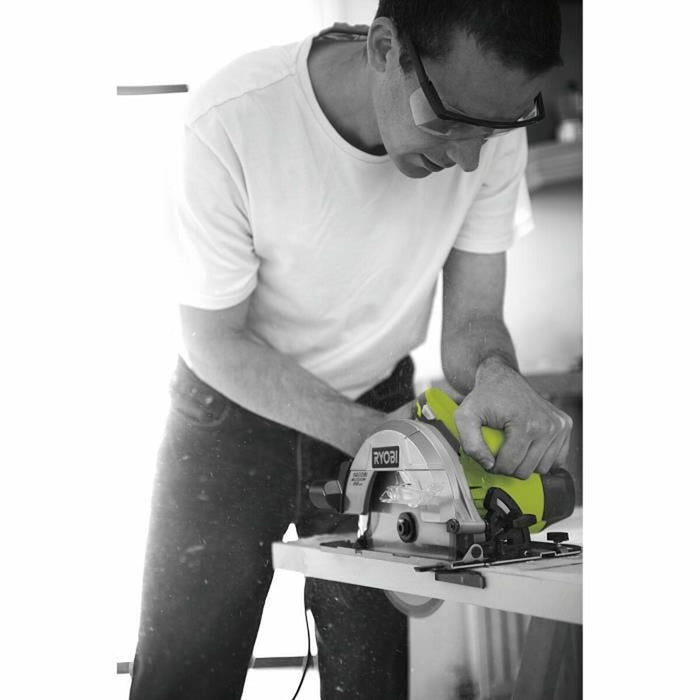 Fierăstrău circular Ryobi 5133002778