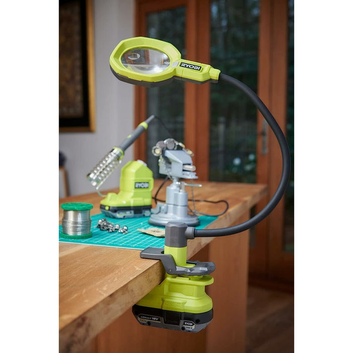 Lupa cu lumină LED Ryobi Braț flexibil 2,25x 5x 400 lm