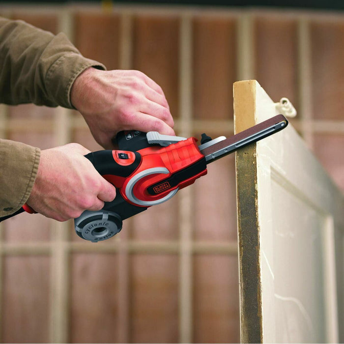Ferăstrău Black & Decker KA900E