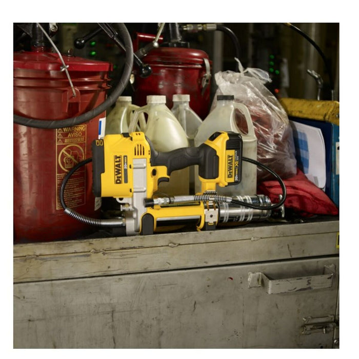 Pistol de uns Dewalt DCGG571M1 18 V