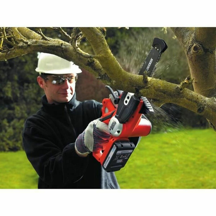 Drujbă Black & Decker