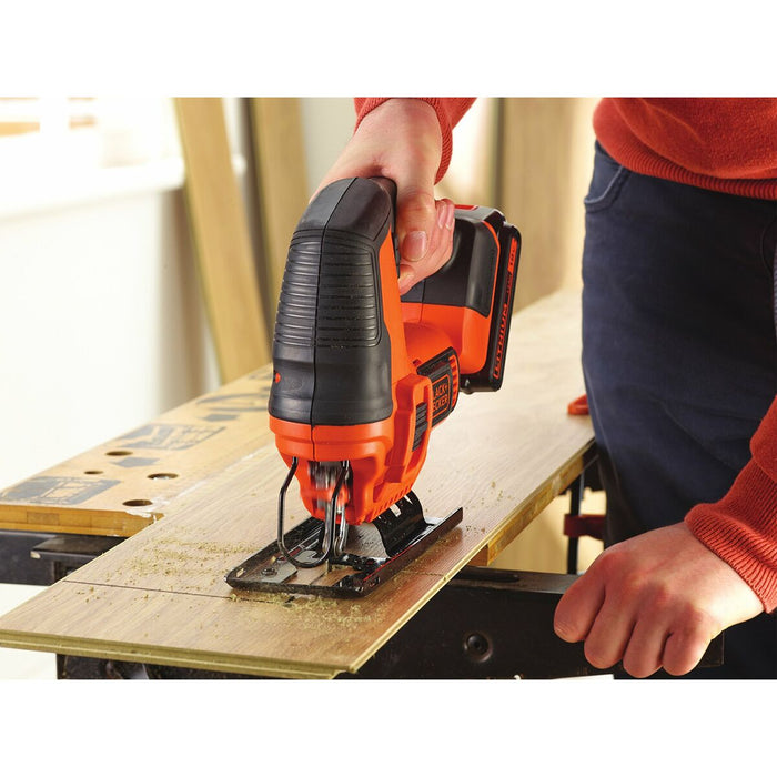 Drujbă Black & Decker BDCJS18N-XJ