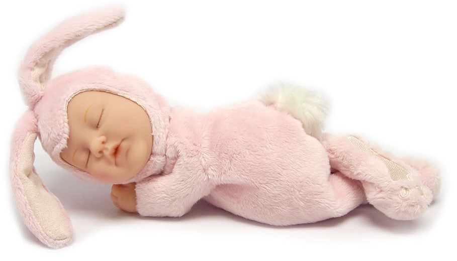 Păpușă Anne Geddes Baby Bunny, pui de iepuraș roz, 23 cm, 18+ luni