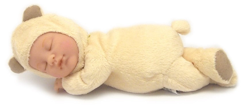 Păpușă Anne Geddes Baby Bear, pui de ursuleț, 23 cm, 18+ luni