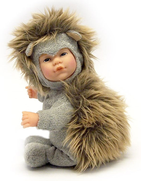 Păpușă Anne Geddes, Pui de arici, 23 cm, 18+ luni
