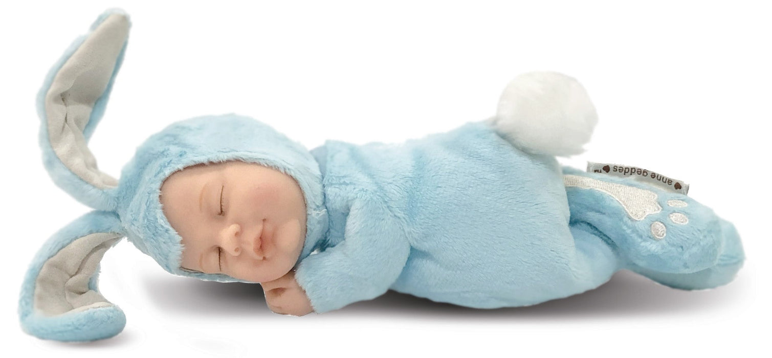 Păpușă Anne Geddes Baby Bunny, 23 cm, 18+ luni