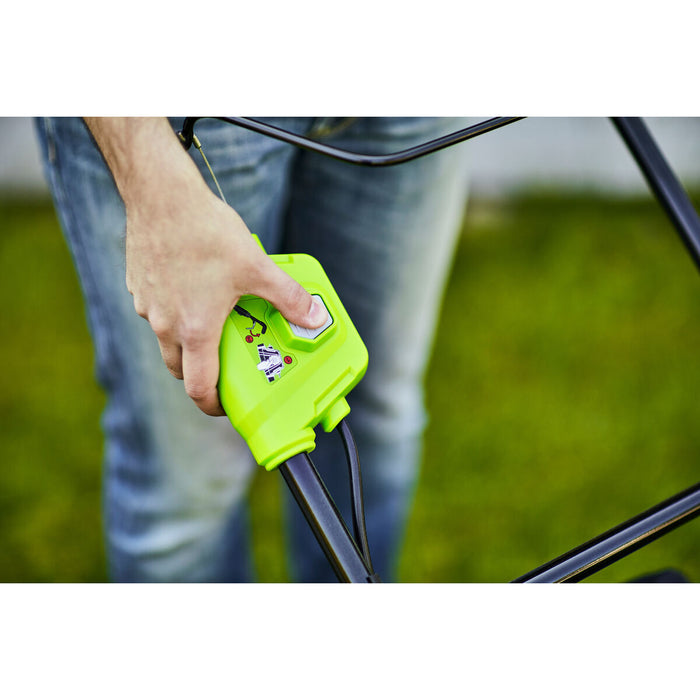 Cositoare cu baterie Greenworks GD24LM33 24 V 30 L