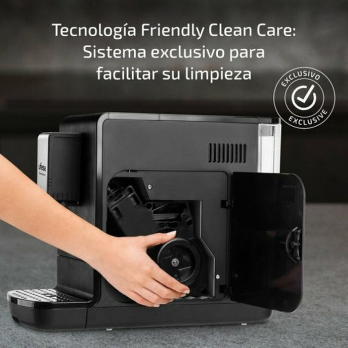 Aparat de cafea superautomat UFESA Negru