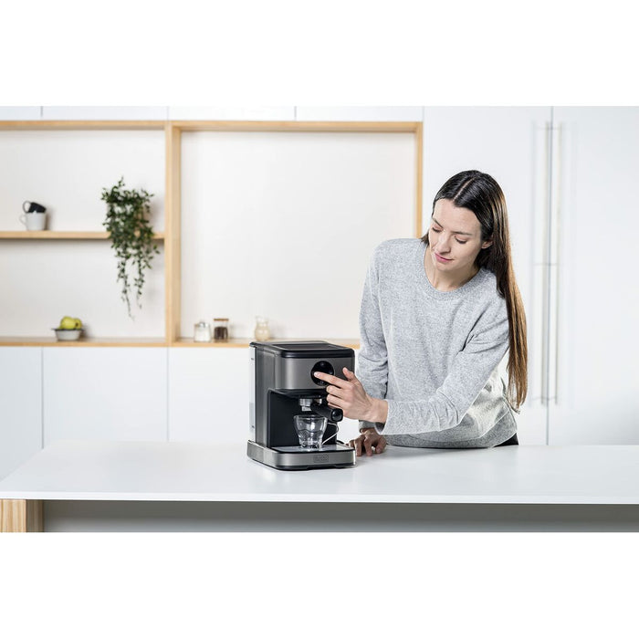 Aparat de cafea superautomat Black & Decker BXCO850E Negru Argintiu 850 W 20 bar 1,2 L 2 Hrníčky