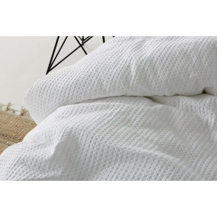 Set husă de pătură Alexandra House Living Banús Alb Pat 180 3 Piese